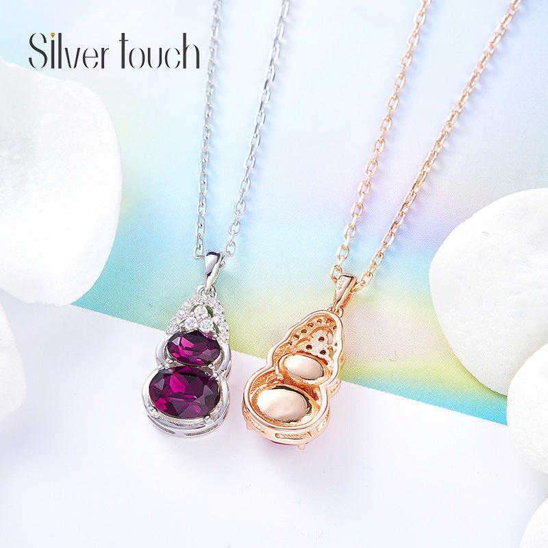 Neckless 1