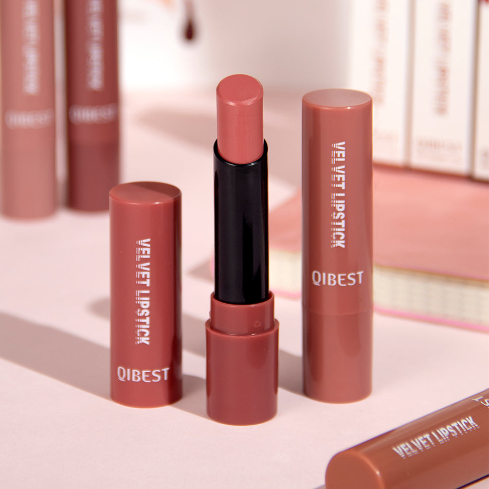 DBO MALL Q2414 Samtiger matter Lippenstift 